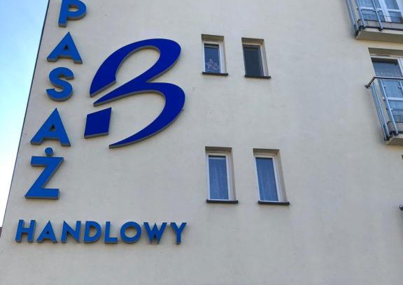 Ustka Apartment | Relax at Mieszkanie u Anety with Pool & Spa Amenities