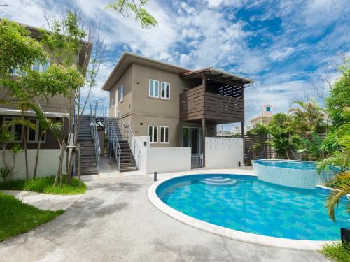 Maeda Villa | Experience Mihana恩納村: 4-Star Oceanfront Retreat