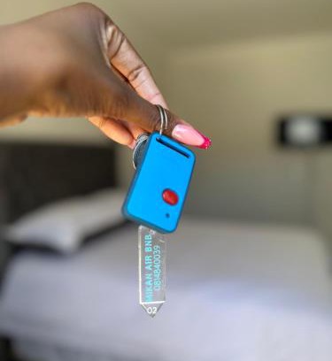 Otjiwarongo House | Budget-Friendly Stay at Mikan AirBnB with 8/10 Rating
