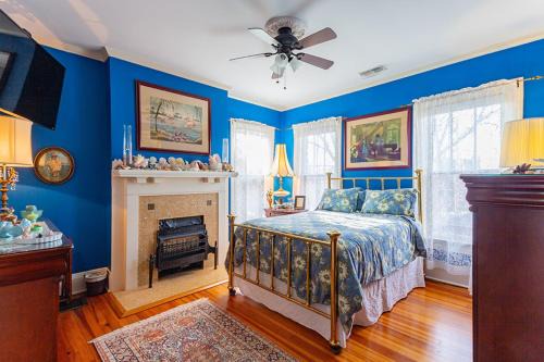 Franklin Park House | Mike & Allen's Place on the Park – Top-Rated Oceanfront Retreat