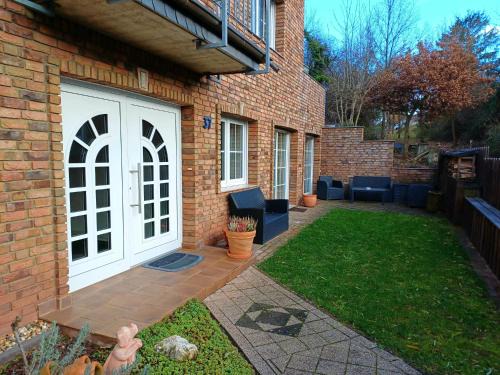 Kommern Apartment | Pet-Friendly Retreat: Mila with Exceptional 9.2 Rating