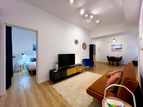 Ciudad Universitaria Apartment | Discover MILA I Local Rentss: Family-Friendly Comfort Awaits