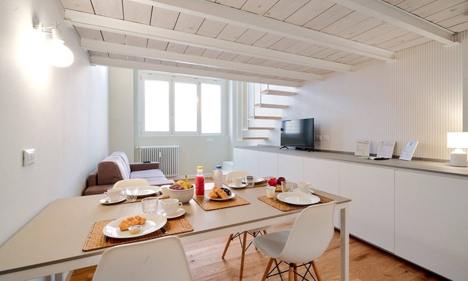 Acquabella Apartment | Stylish Milan Design Loft with Breakfast & Kid-Friendly Amenities