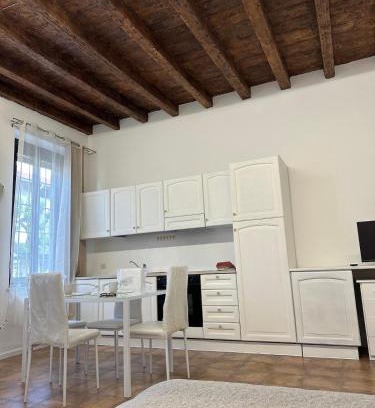 Busto Arsizio Apartment | Milan house