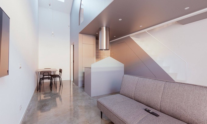 Zona Lancetti Apartment | Convenient Milan Loft Near Lancetti Station with Breakfast