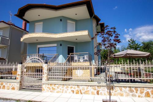 Asprovalta Apartment | Family-Friendly Milazio Hotel with 9.9/10 Guest Rating