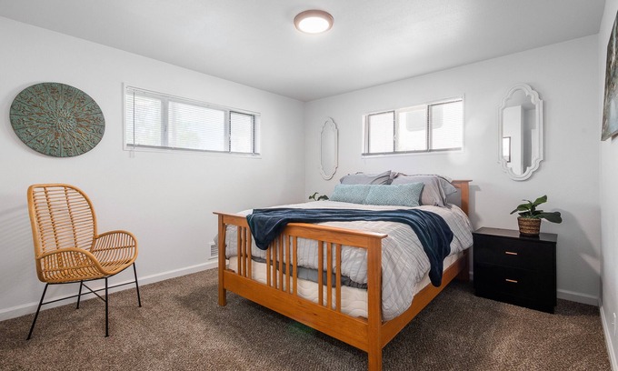 Dupont House | Mile High Haven: Pet-Friendly Retreat Near Boulder & Denver