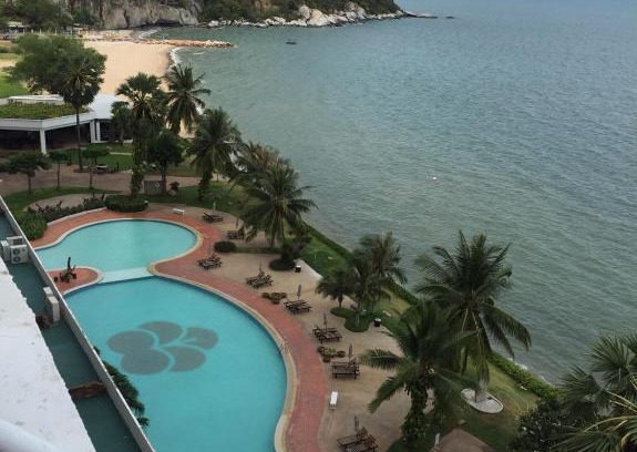 Pak Nam Pran Apartment | Discover Milford Paradise Condominium with Oceanfront Pool