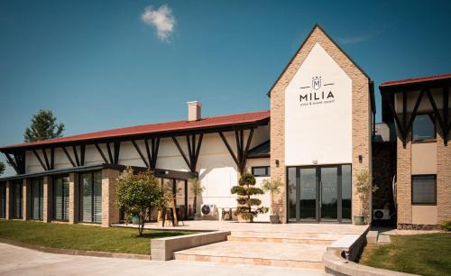 Dunajsky Klatov Hotel | Discover MILIA Wine & Event Resort with Family-Friendly Perks