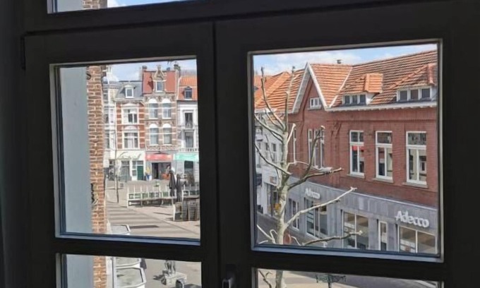 Venlo Bed & Breakfast | Cozy Stay at Milk and Cookies with Family-Friendly Amenities