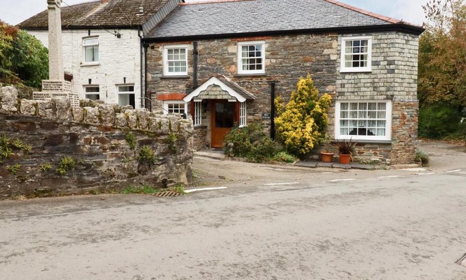 St. Neot House | Discover Mill Cottage: A 4-Star Guest Favorite at 9/10