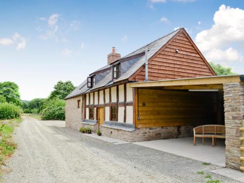 Peterchurch House | Mill Cottage: Family-Friendly Retreat with 4-Star Comfort