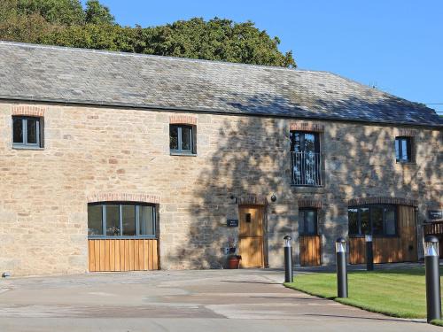 Falmouth House | Experience Mill House at Boskensoe Barns - 5-Star Family Retreat