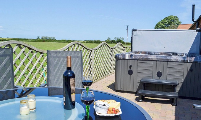 Skegness House | Perfect 3 Bedroom Getaway Near Chapel St Leonards