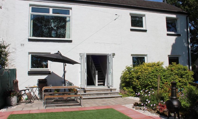 Rockcliffe House | Pet-Friendly Millbrook Cottage: Rated 8/10 for Comfort