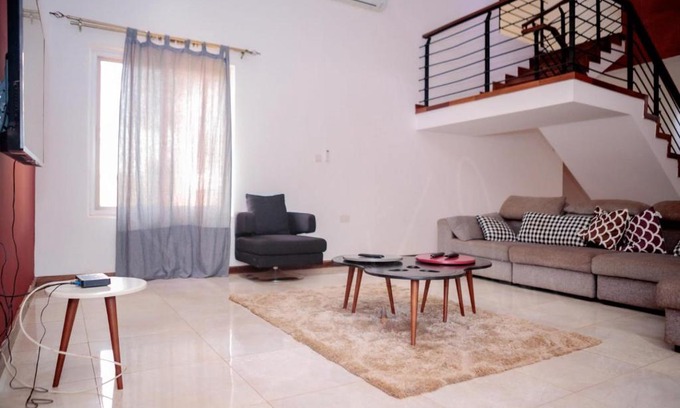 Sakumono Apartment | Welcoming Millennium Apartment: Pet & Child Friendly Retreat