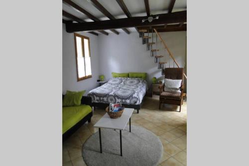 Hem-Hardinval House | Cozy Miller's Farm Cottage for Two on the Auhtie