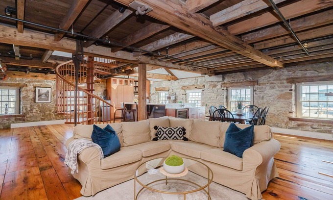 New Bedford Apartment | Elegant Two-Story Penthouse in New Bedford - Millie's
