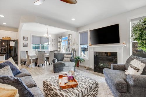 Frankford House | Family-Friendly Stay at Millville by the Sea with Pool Access