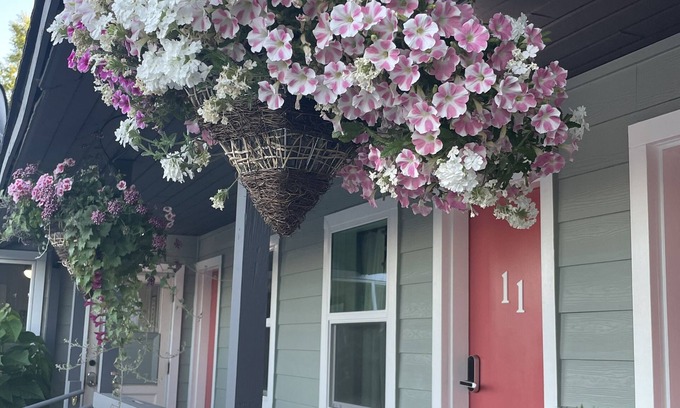 Fall River Mills Hotel | Discover Millz Manor: Guest Rated 9.6 with Family Amenities