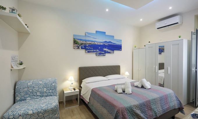 Naples Apartment | Milù holiday house, wonderful house just minutes from the station and airport