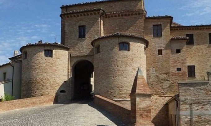 Mombaroccio House | Discover Mima's Home - A Pet-Friendly Retreat in Mombaroccio