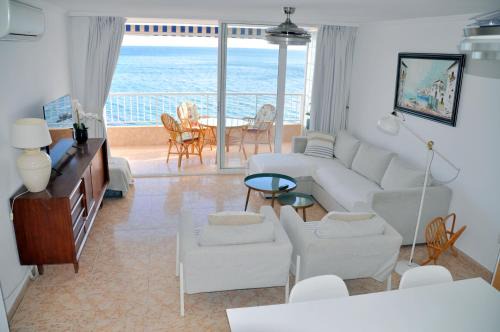 L'Albufereta Apartment | Guest Rated 9.7: MiMar with Private Beach & Ocean View