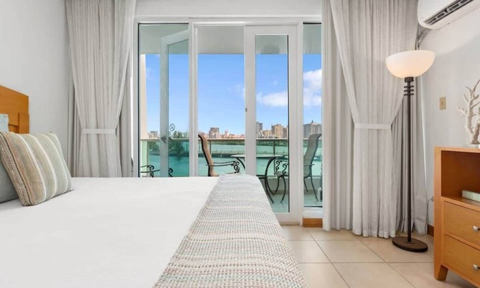 Puerta de Tierra Apartment | Cozy Mimosa Studio with Ocean View & Pool in Condado
