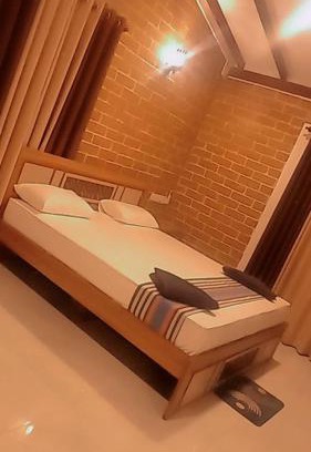Bandaramulla House | Delightful Minara Guest House with Breakfast & Family Amenities