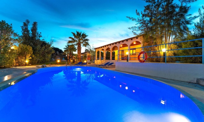 Kiotari Villa | Discover Minas Villa Kiotari: Oceanfront Retreat Awaits