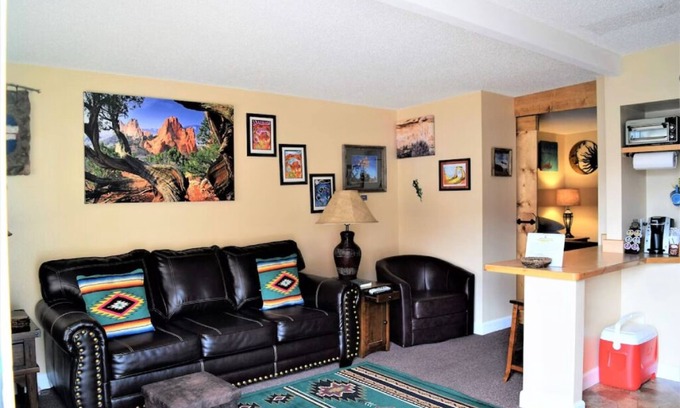 Moab South Valley Cabin | Inviting Miner's Cabin 3: Pet-Friendly Retreat with Pool