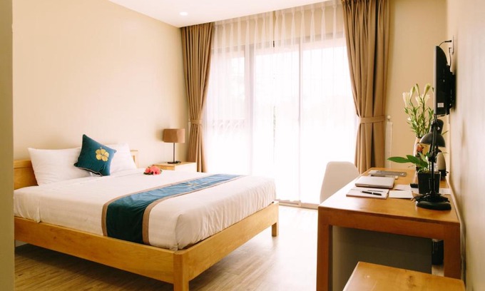Bao Loc Hotel | Minh Nhung Hotel: Family-Friendly Retreat with Breakfast