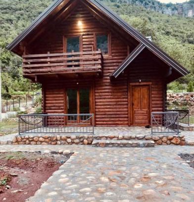 Tuzi Municipality Ski Chalet | Family-Friendly Retreat at Mini Farm Cemi with Pets Welcome