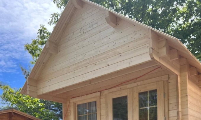 Seguin Cabin | Mini Home on the Lake