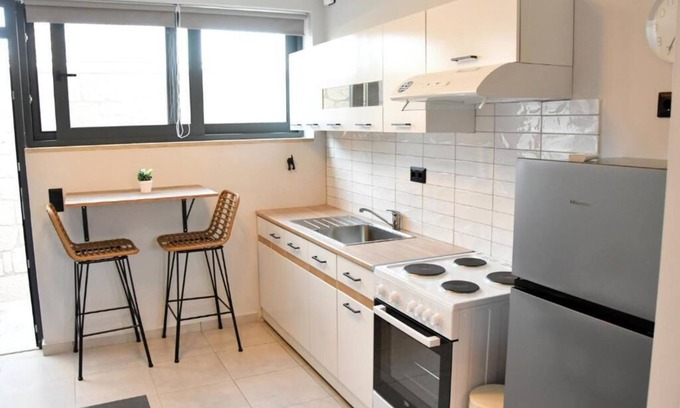 Ayioi Asomatoi House | Mini n' Cozy Polles Elies