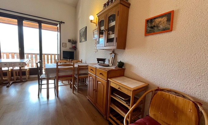 Barcelonnette Apartment | Cozy Apartment in Barcelonnette for 5 with Spa & Kitchen