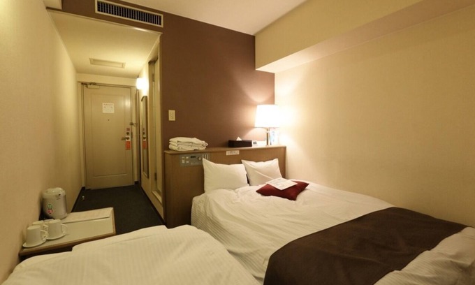 Nishishinsaibashi Hotel | Cozy Mini Twin Room with Kitchen in Osaka