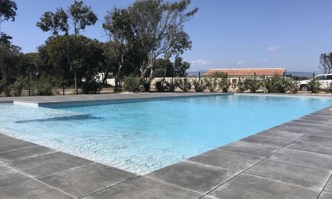 Bonifacio Condo | Heated Pool Mini Villa with Ocean View in Bonifacio