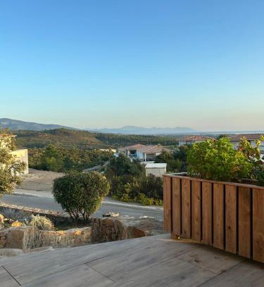 Solenzara Apartment | Cozy Mini Villa with Ocean View - Guest Rated 9.7/10