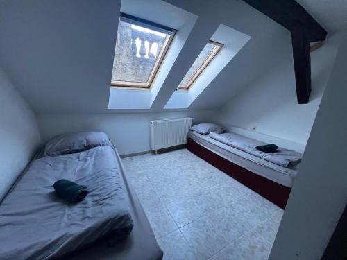Szombathely Apartment | Comfortable City Center Apartment with Minibar Access