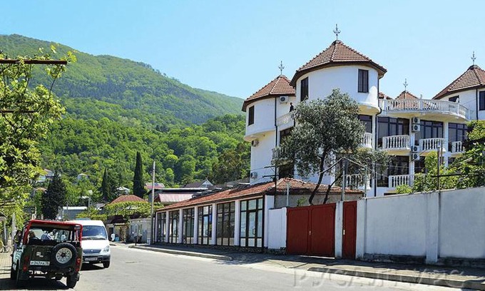 Gagra Hotel | Budget-Friendly Stay at Minigostinitsa Abkhaziya for Families