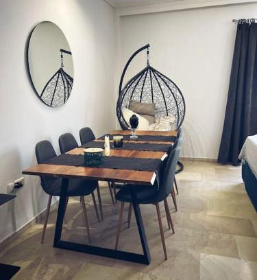 Athens City Centre Apartment | Modern 3BR Athens Apartment - Pet & Child Friendly Stay