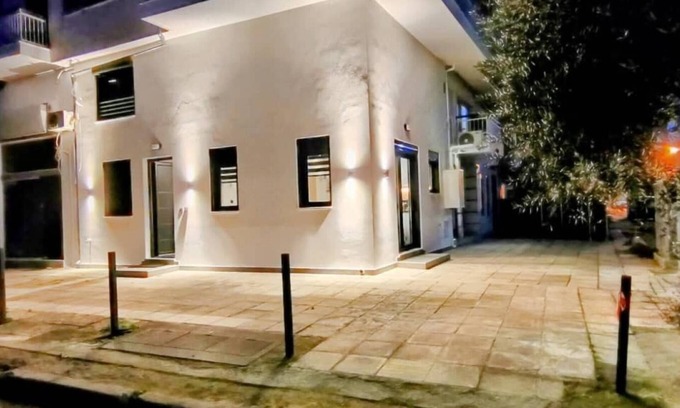 Trikala Apartment | Stylish Minimal Condo in Trikala Town with Family Amenities