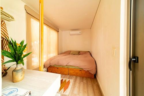 Saladita Apartment | Minimalist Surf, Pool, AC, Icebath, Yoga Templo, La saladita SURF
