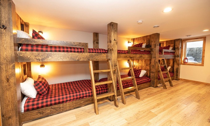 Minocqua House | Minocqua Getaway: Newly Renovated with Pool & Spa Access