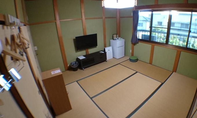 Nagashimacho Matsukage House | Family-Friendly Minpaku Nagashima Room 4 with Kitchen