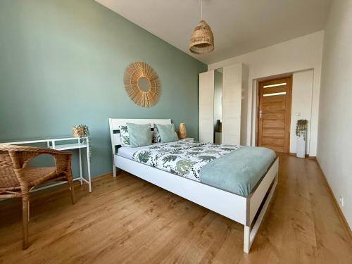 Załeze Apartment | Family-Friendly Stay at LEMON Apart - Guest Rated 9/10