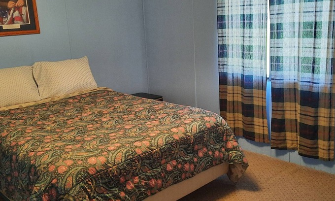 Williams House | Minutes away from most outdoor activities.