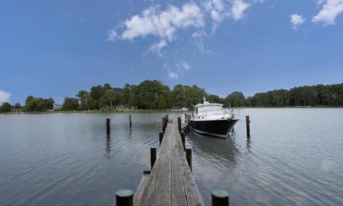 St. Michaels House | Convenient Stay in St. Michaels with Pool & Private Dock