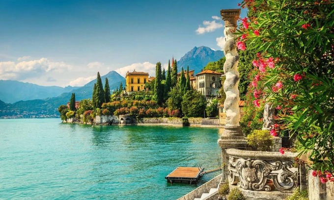 Carella Villa | Relaxing Retreat Near Bellagio with Pool & Tennis Court